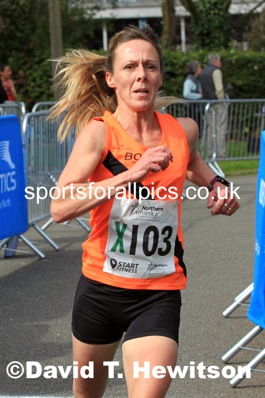 Senior Womens Northern 6 Stage Road Relay, 2022 Northern 12 and 6 Stage Road Relays,  Birkenhead Park, Birkenhead, Wirral.  Photo: David T. Hewitson/Sports for All Pics
